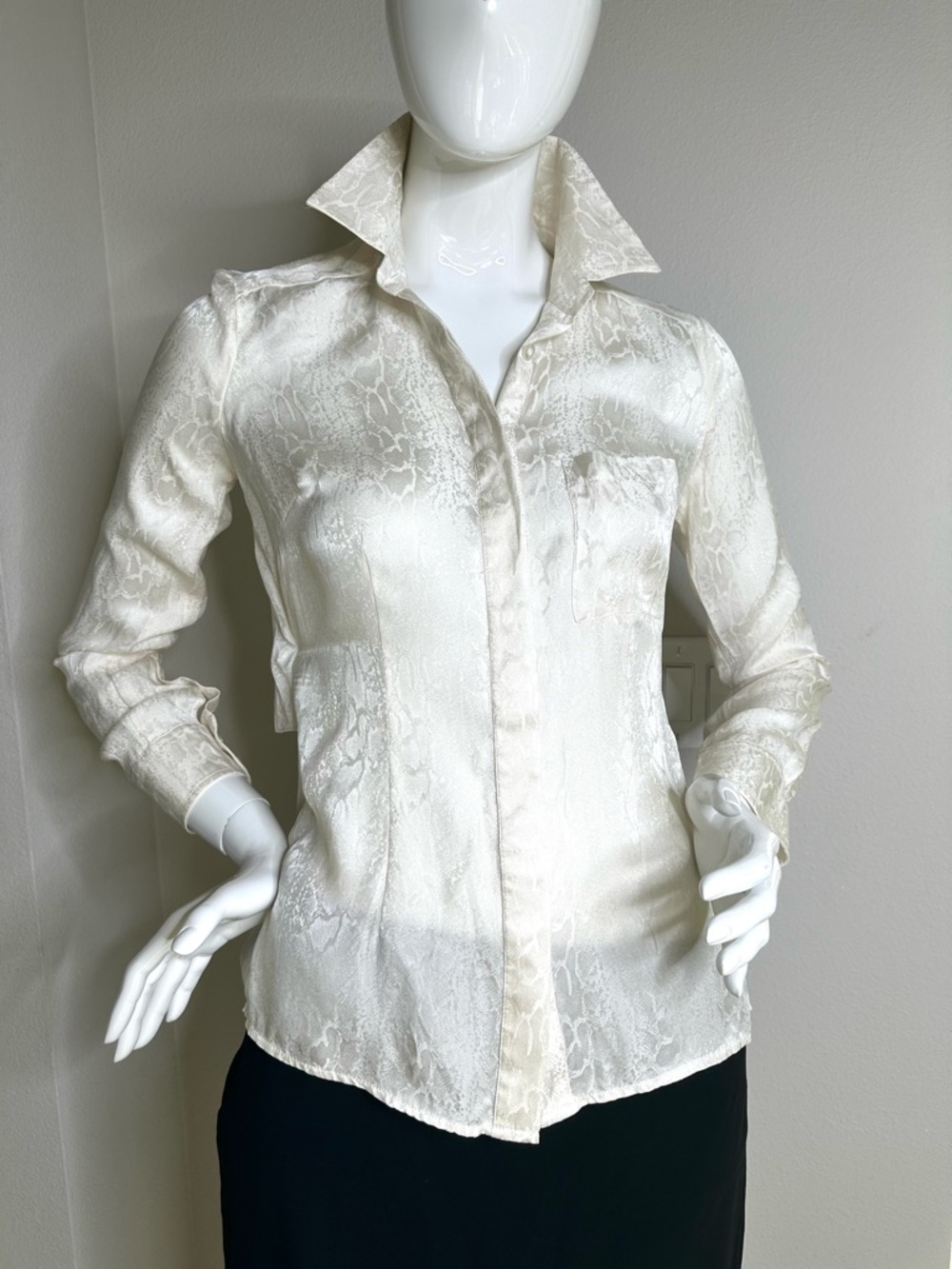 Open Back White Silk Snake Print Women’s Blouse Rolled Sleeve Sz XS